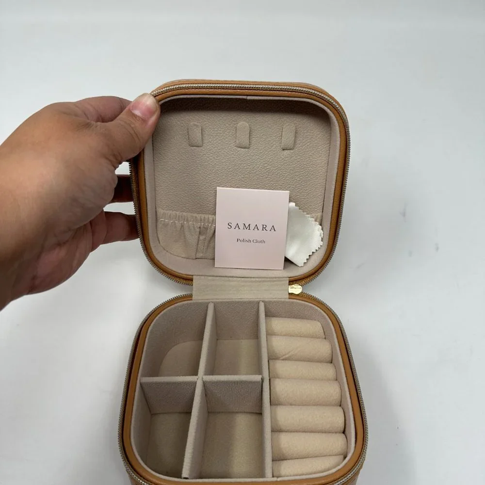 SAMARA Vegan Leather Travel Jewelry Box